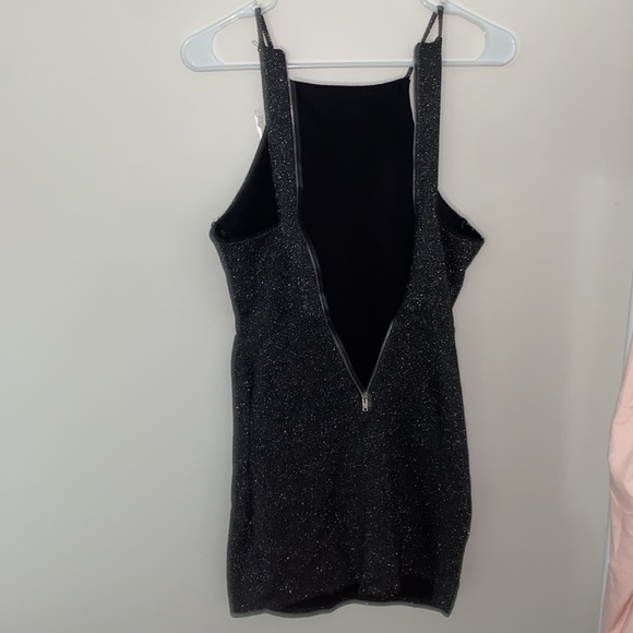 Black and silver sparkly halter neck dress! Slightly worn- too big on me - Picture 3 of 4
